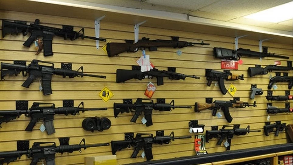 Ελεύθερο το δικαίωμα της αυτοάμυνας στις ΗΠΑ: Σε κάθε 100 κατοίκους αντιστοιχούν 120 όπλα